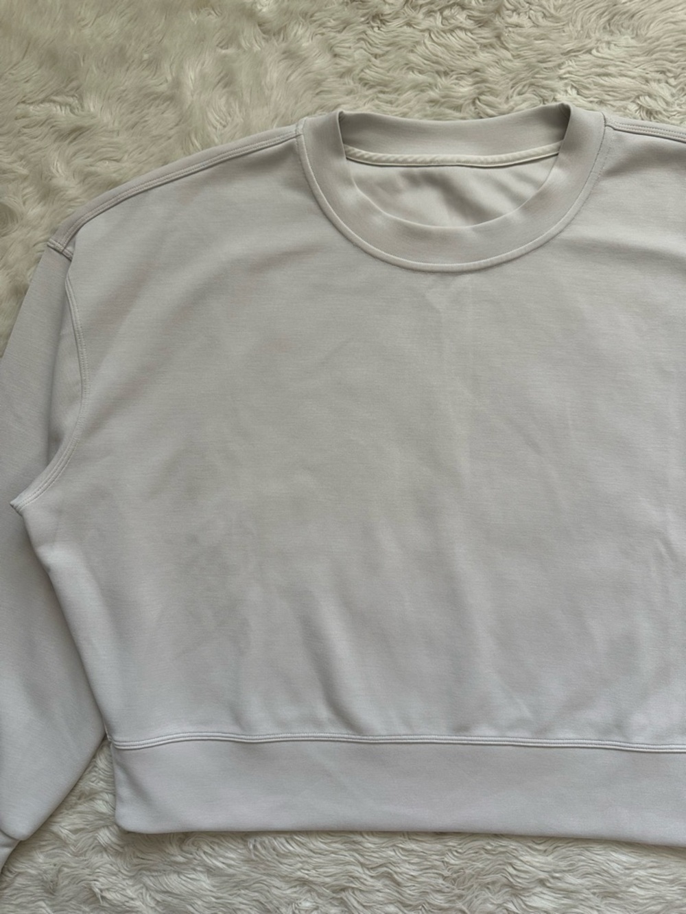 Lululemon Sweatshirt Softstreme Perfectly Oversized Cropped Crew Pullover Sz 8 - Picture 4 of 12